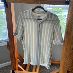 Texture stripped shirt